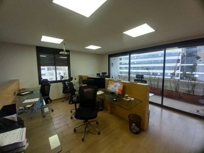 photo annonce For rent Box office Centre ville Casablanca Morrocco